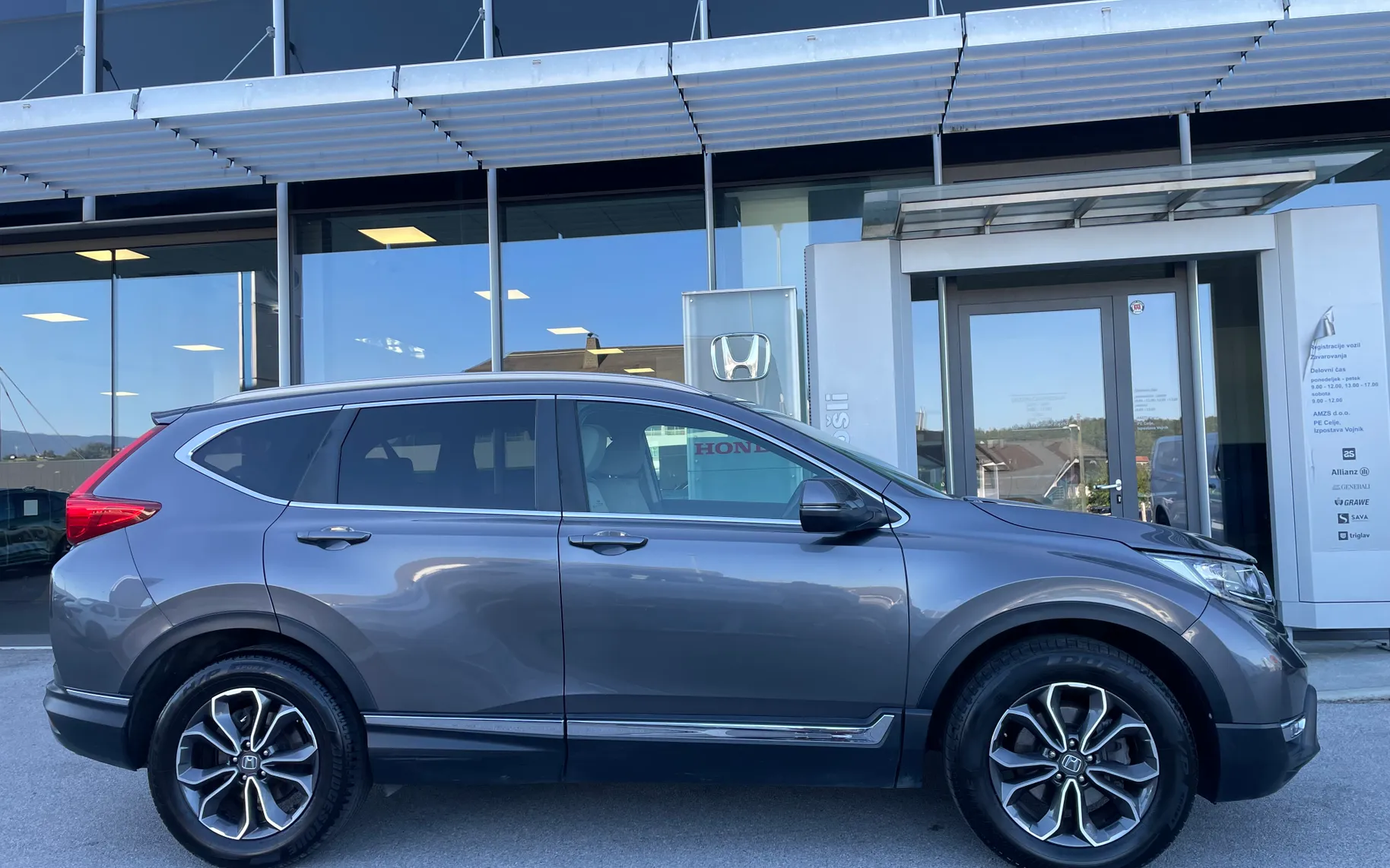 Zunanja slika - Honda CR-V - Hybrid-AWD-2.0-EXECUTIVE-e-CVT-ACC-LED-SLO-TOP - 7