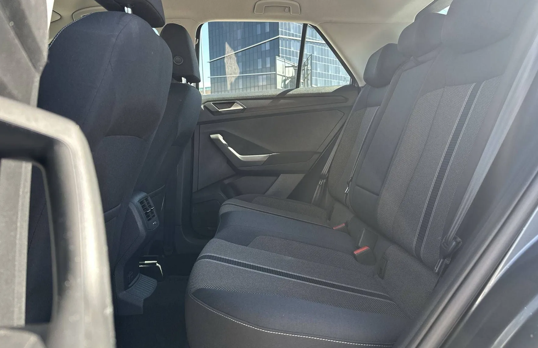 Zunanja slika - VW T-Roc - 1.0 TSI BMT Style... - 11
