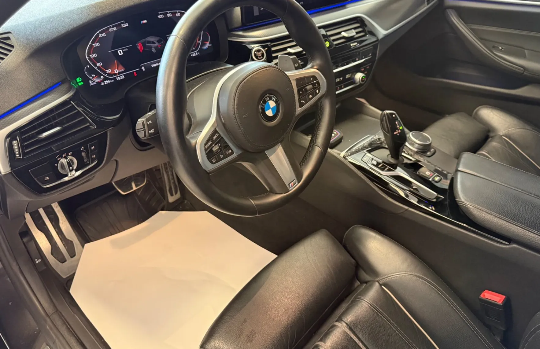 Zunanja slika - BMW Serija 5 - Touring: 530d xDrive M-SPORT-AMBIENT-LED-ALU-FACELIFT- - 10