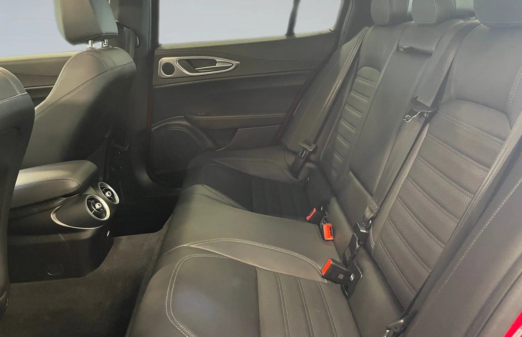 Zunanja slika - Alfa Romeo Giulia - AWD 2.2 Multijet 210 Veloce Avt. - 11