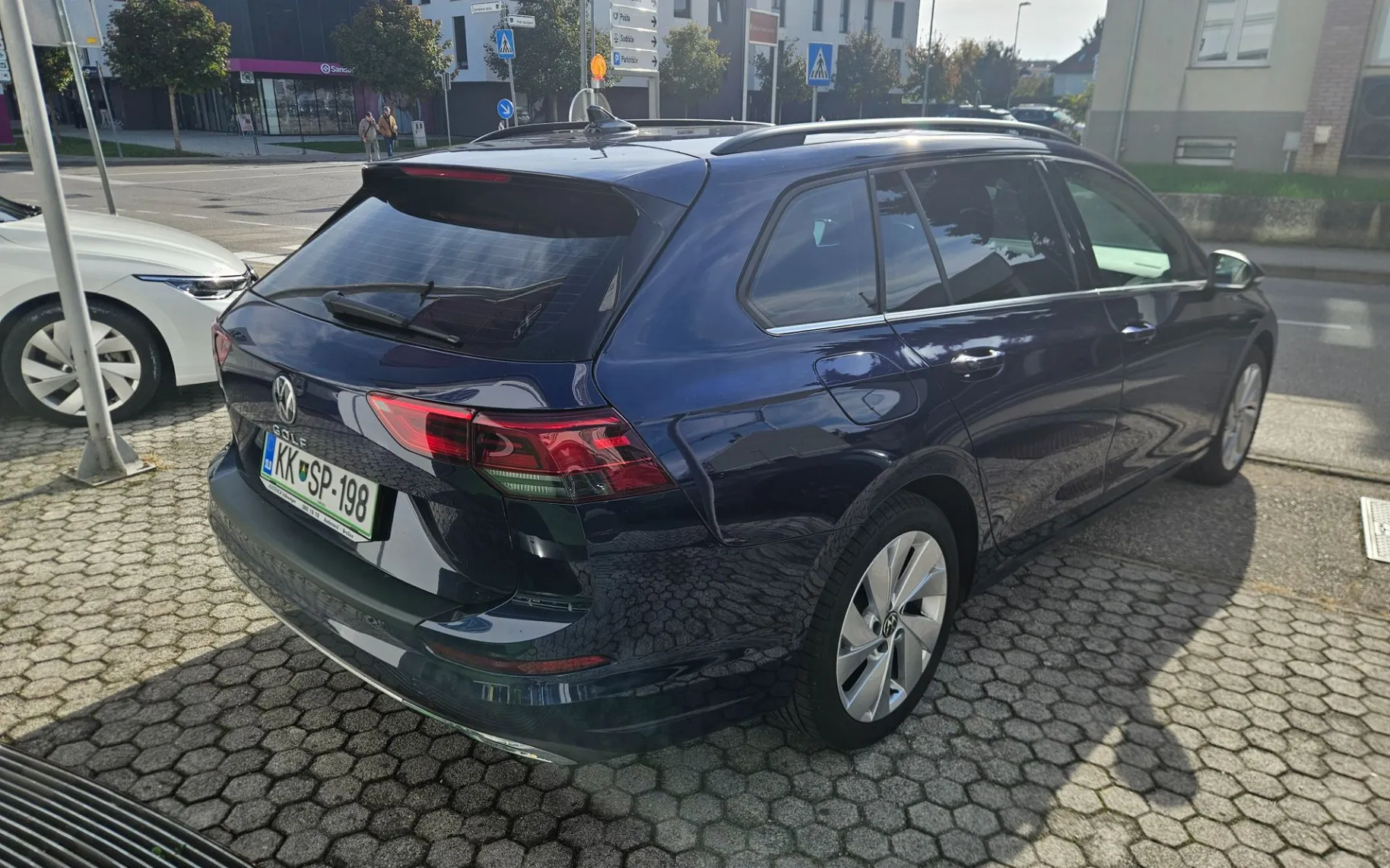 Zunanja slika - Volkswagen Golf - 1.5 TSI Style - 3