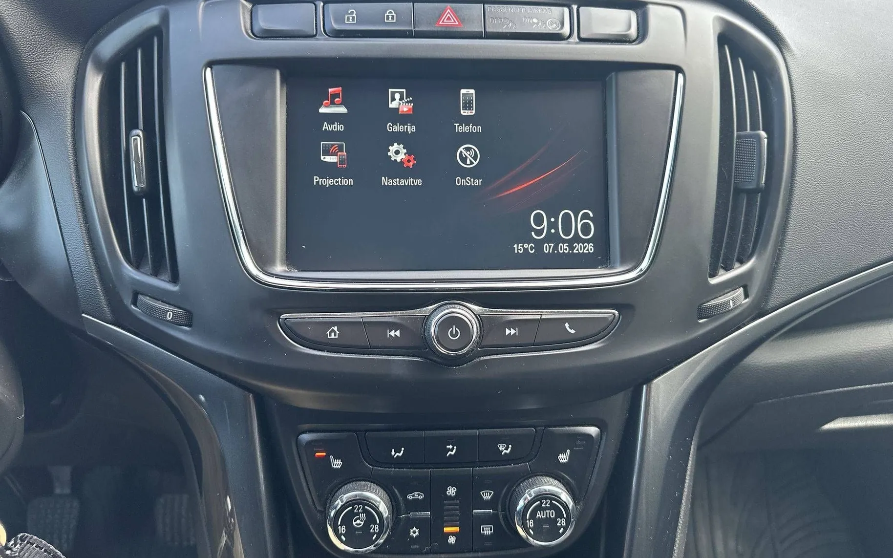 Notranja slika - Opel Zafira - 1.4 Tourer... - 17