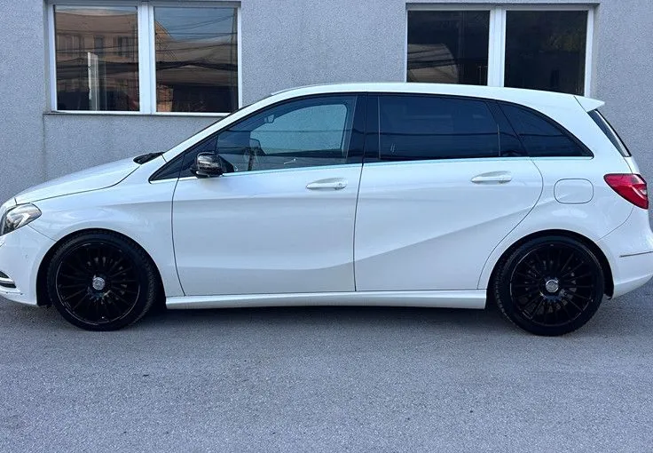 Zunanja slika - Mercedes-Benz B-Razred - B180CDI BlueEFFICIENCY-XSENON-GRETJE SEDEŽEV-18COL - 4