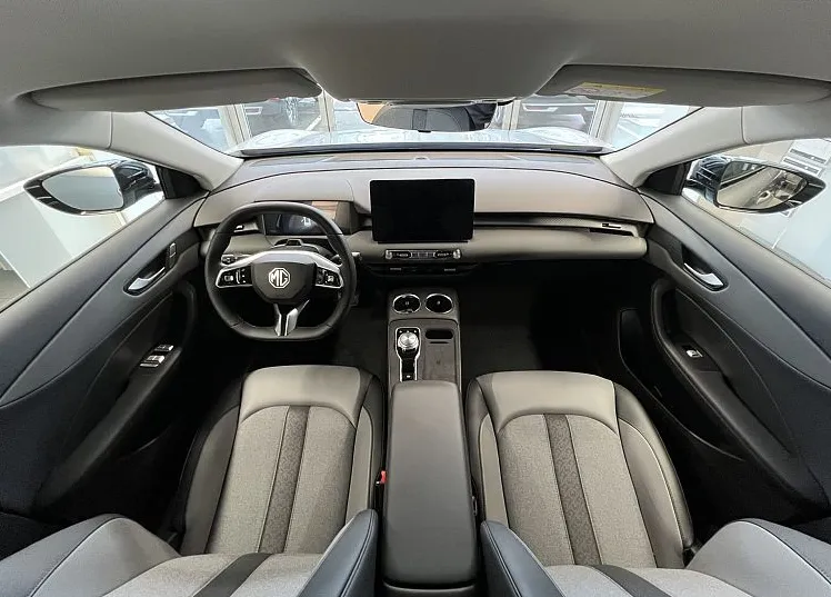 Zunanja slika - MG MGS5 EV - Luxury 64kW 7 let tovarniške garancije NA ZALOGI - 6