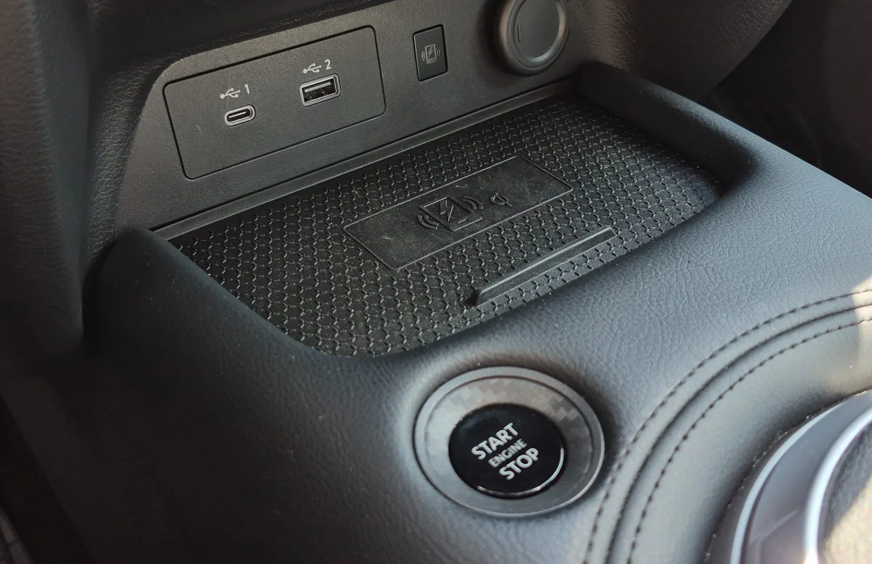 Zunanja slika - Nissan Juke - 1.0 DIG-T 114 N-Connecta - 13