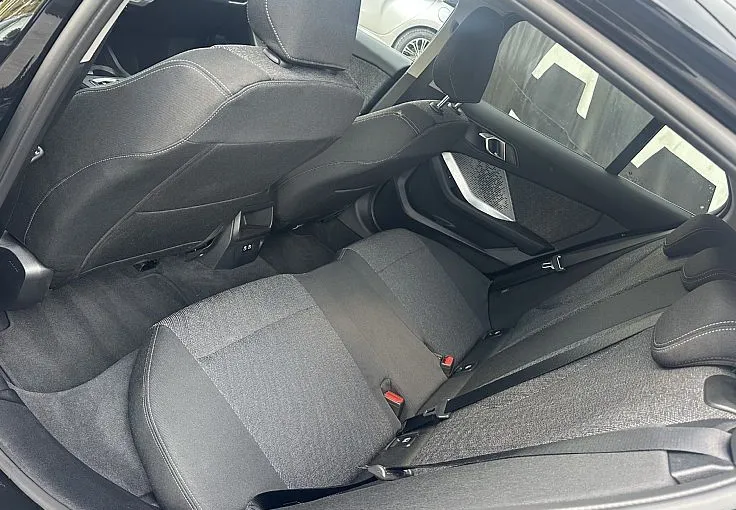 Zunanja slika - BMW Serija 1 - : 120i AVT. KEYLESS-2xPDC-NAVI-ALU... - 12