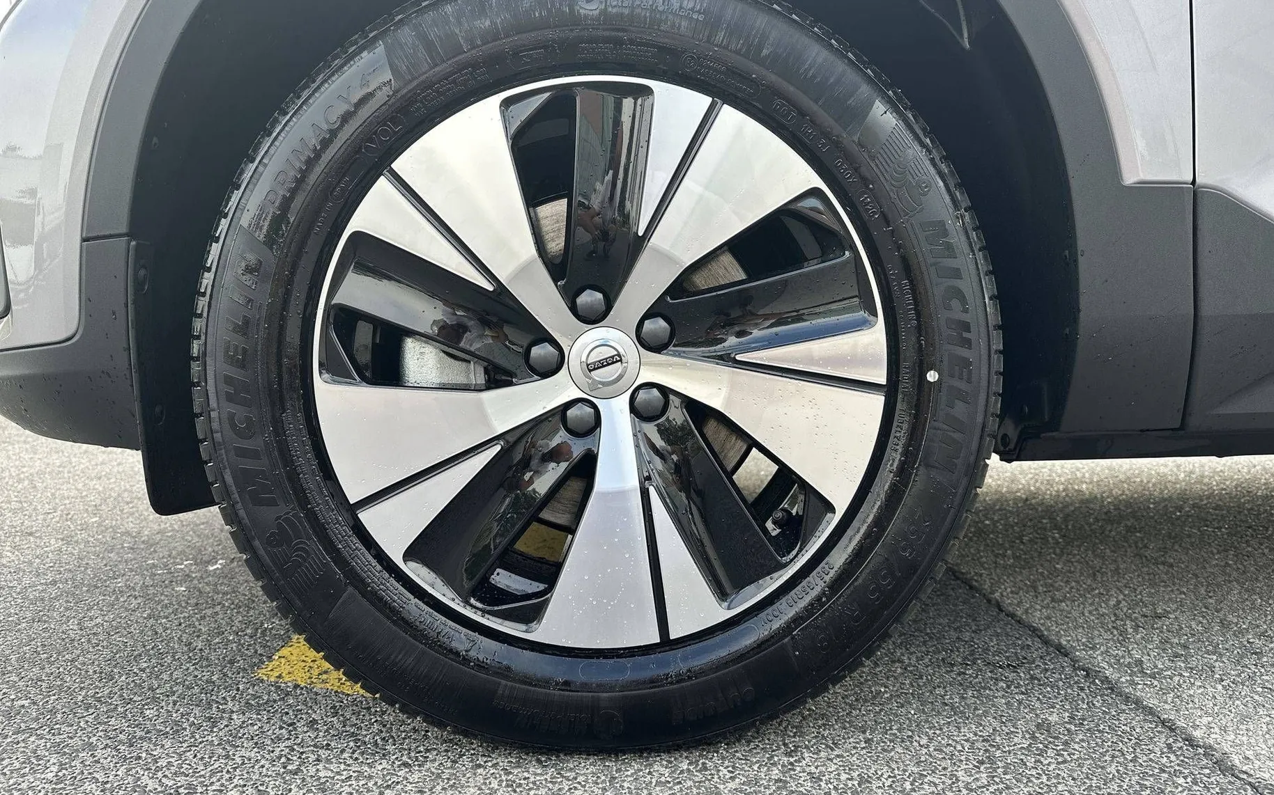 Notranja slika - Volvo XC40 - B3P Core Avt. - 9