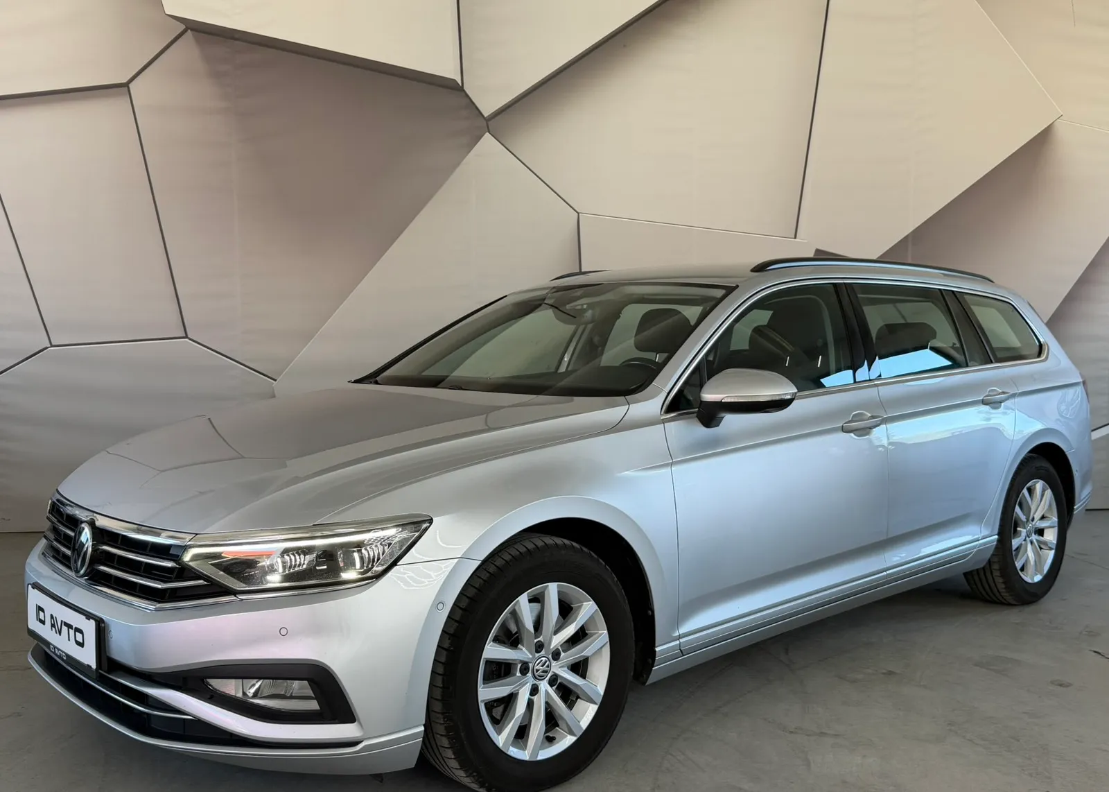 Zunanja slika - Volkswagen Passat - Variant 2,0 TDI BMT SCR Business DSG - 2