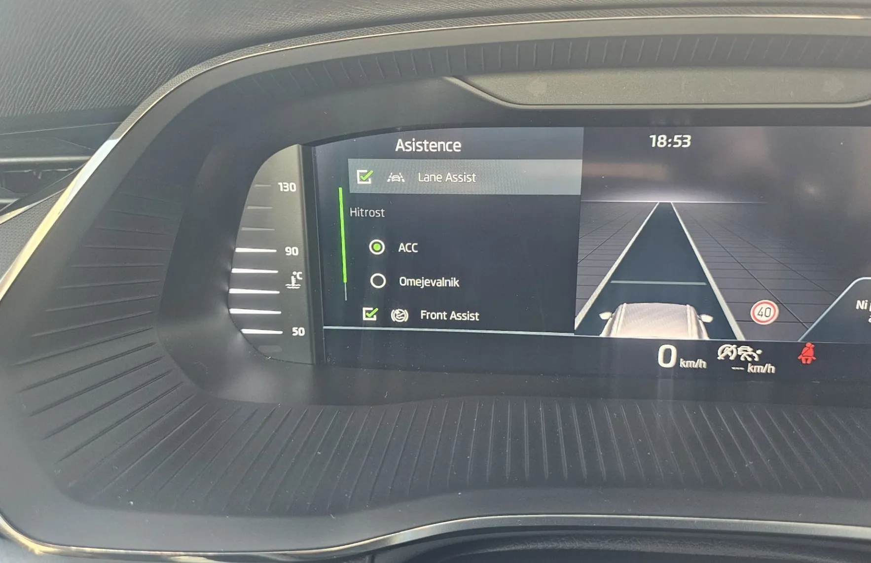 Zunanja slika - Škoda Octavia - Combi 2.0TDI Ambition DSG|FuLED|alu|wirtual|kamera - 15