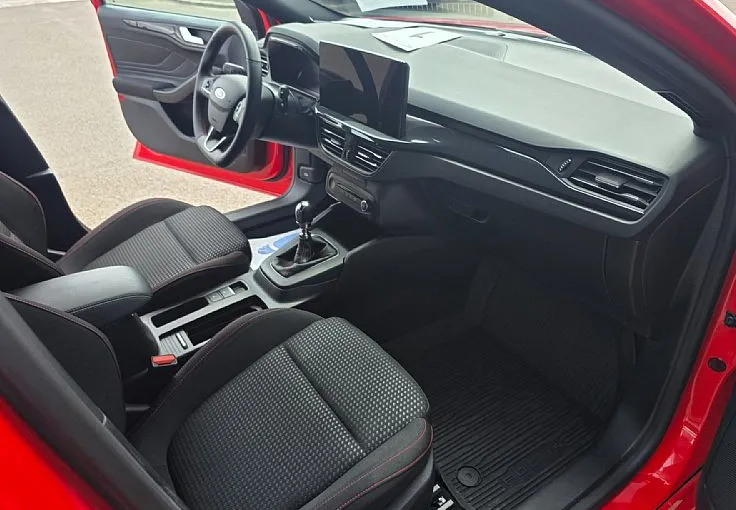 Zunanja slika - Ford Focus - ST-Line  1.0 EcoBoost 92kW Hybrid - 11