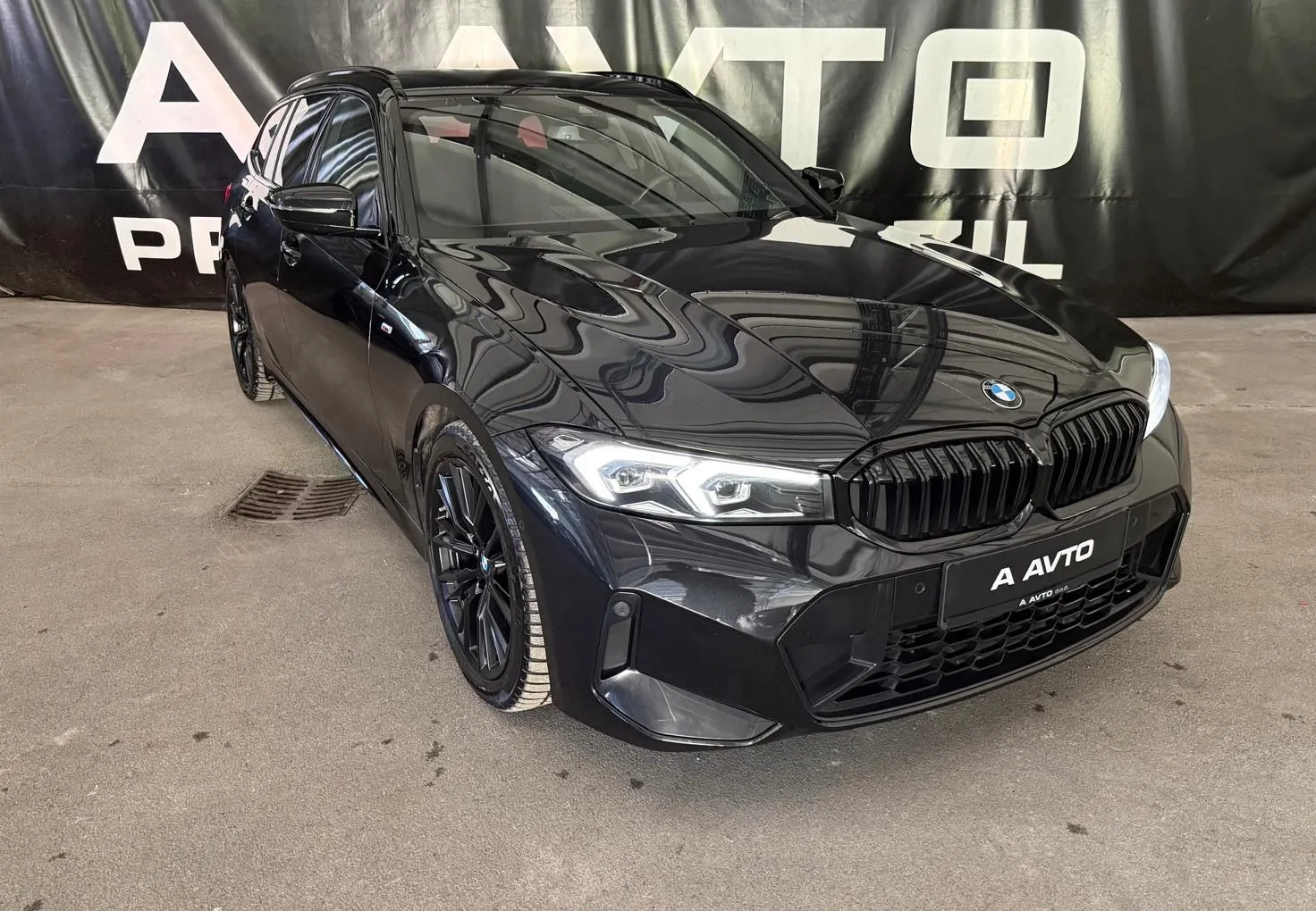 Zunanja slika - BMW Serija 3 - Touring: 318D AVT. MSPORT-KAMERA-KEYLESS-NAVI-VK-18COL.. - 3