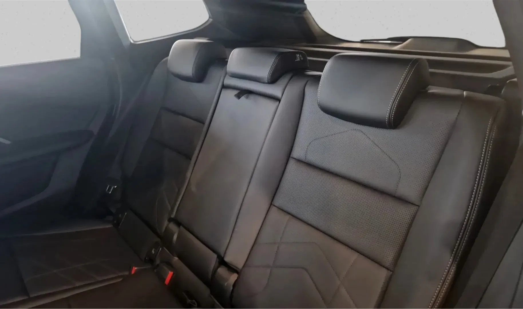 Zunanja slika - BMW X1 - sDrive20i - 8