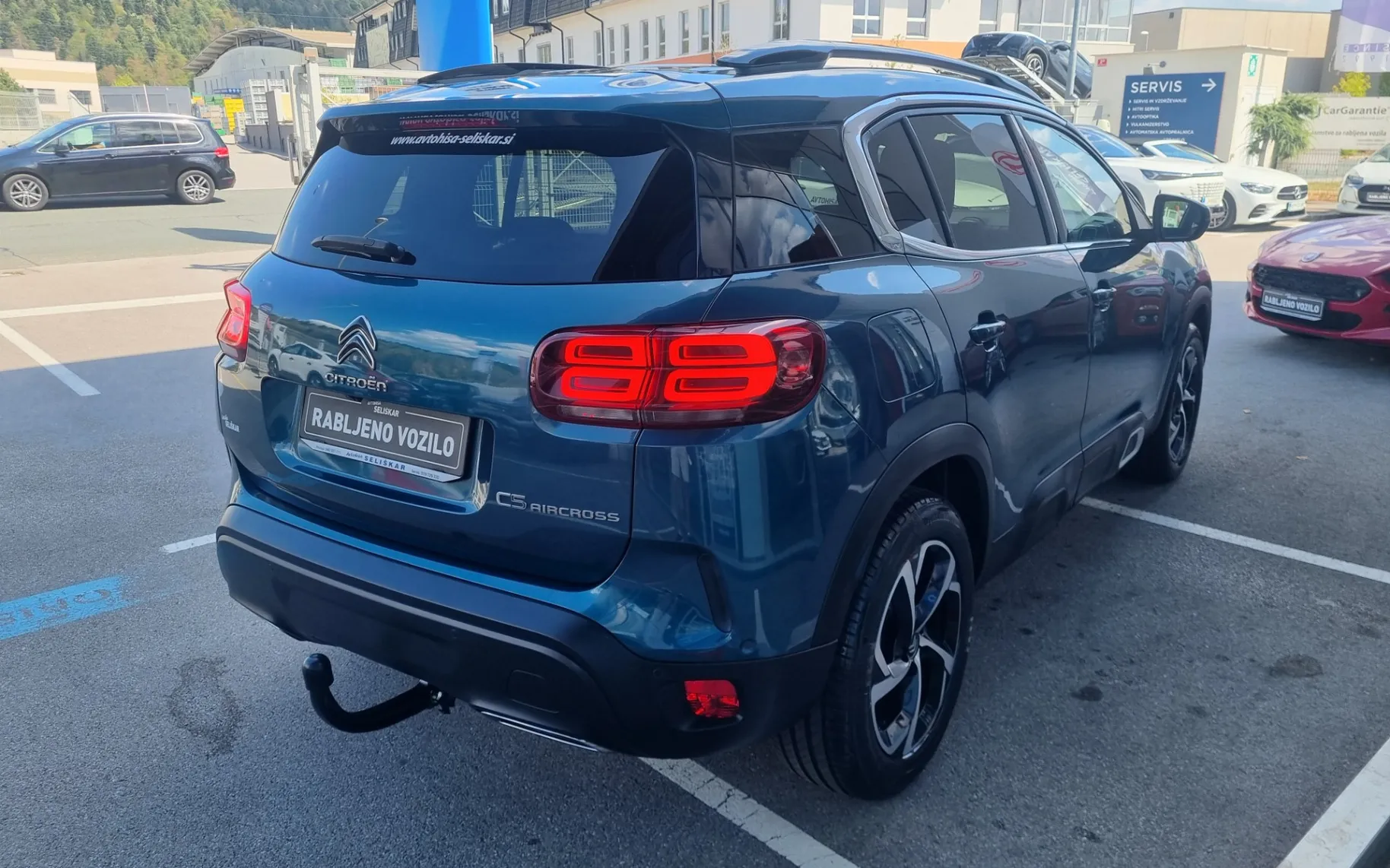 Zunanja slika - Citroën C5 - Aircross 1.2 PT Feel - VLEČNA KLJUKA - POTRJENA SERVISNA - 17