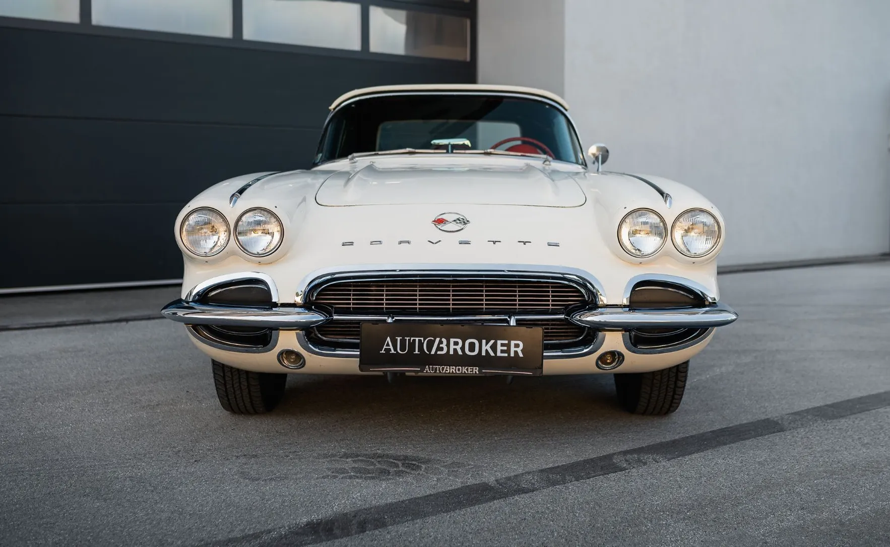 Zunanja slika - Chevrolet Corvette - C1 V8 5.4 atraktivna barvna kombinacija - 2
