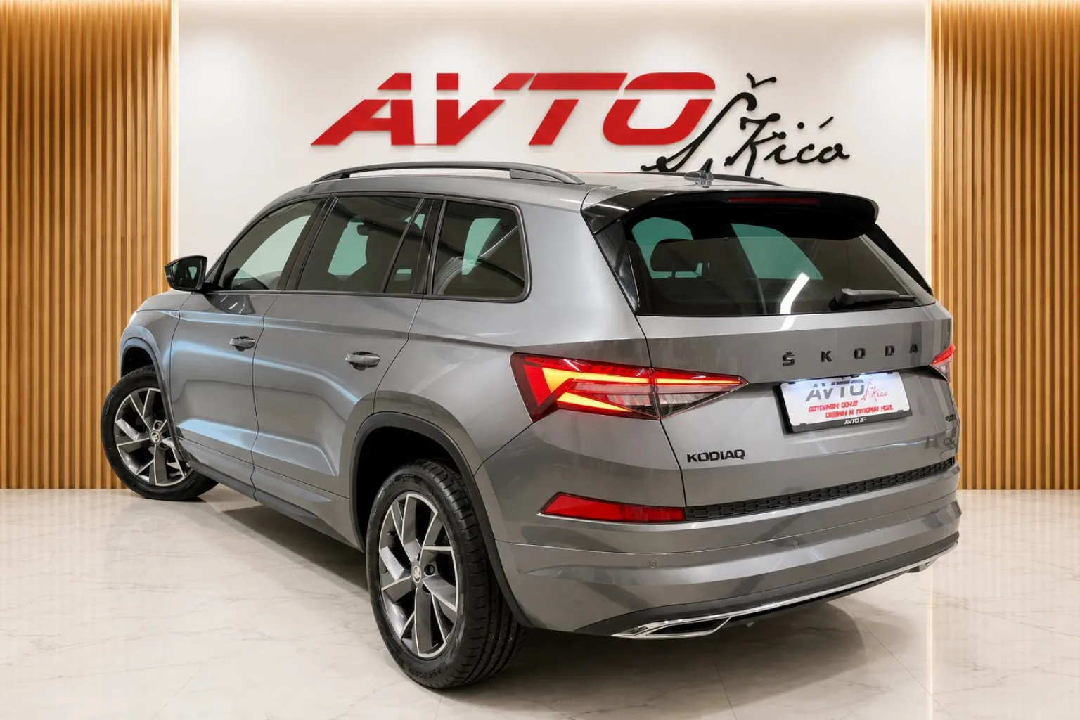 Zunanja slika - Škoda Kodiaq - 2.0 TDI-4X4-SPORTLINE-DSG-ACC-VIRTUAL-KAMERA-NAVI - 5