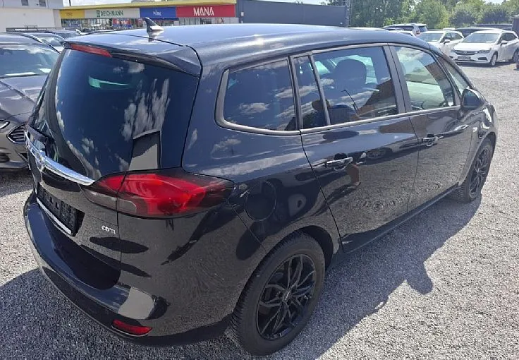 Zunanja slika - Opel Zafira - 2.0 CDTI 130KM - 1. SLO lastnik - 7 SEDEŽEV - 3