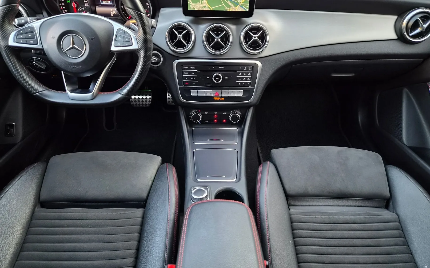 Zunanja slika - Mercedes-Benz CLA Shooting Brake - 220D-4MATIC-SHOOTING BRAKE-AMG LINE-18COL-KAMERA- - 6