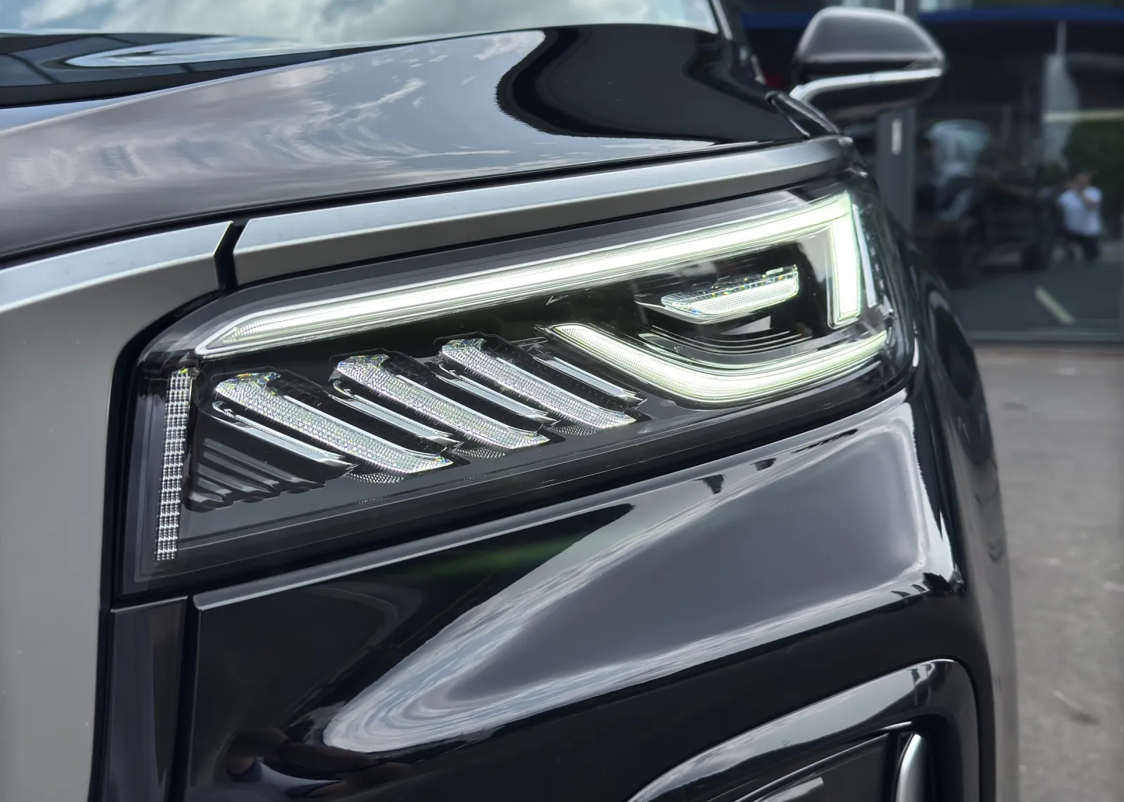 Zunanja slika - Hongqi HS5 - 2.0T AWD + PANORAMA +KEYLESS+ BLIS + 360 + GRETJE - 20