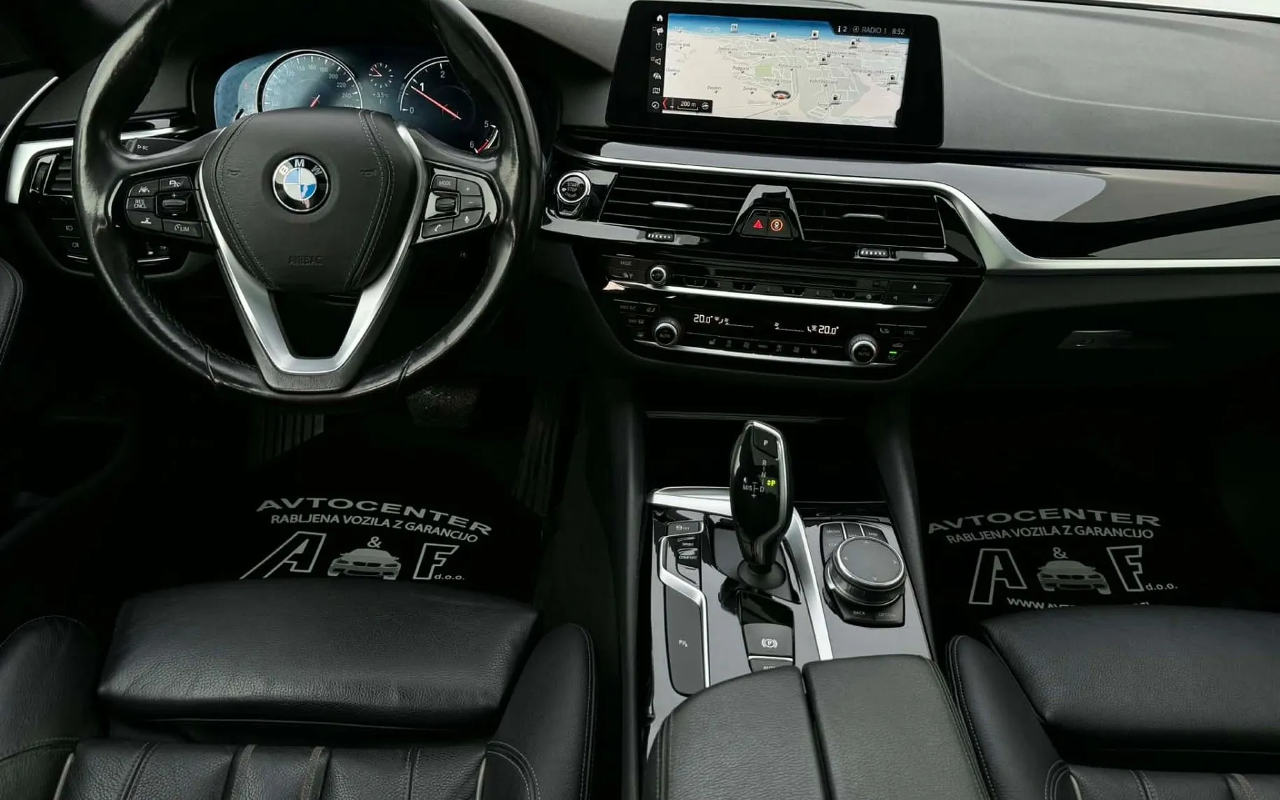 Notranja slika - BMW serija 5 Touring: - 520d-AUT-SPORT-FUL LED-LIZING ZA TUJCE-PANORAMA... - 9