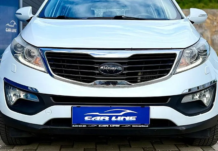 Zunanja slika - KIA Sportage - AWD 2.0 CRDi .Avtomatik 4x4 - 2