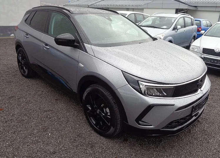 Zunanja slika - Opel Grandland - 1.2 TURBO 130hp GS - NOVO VOZILO - UGODNO - 2