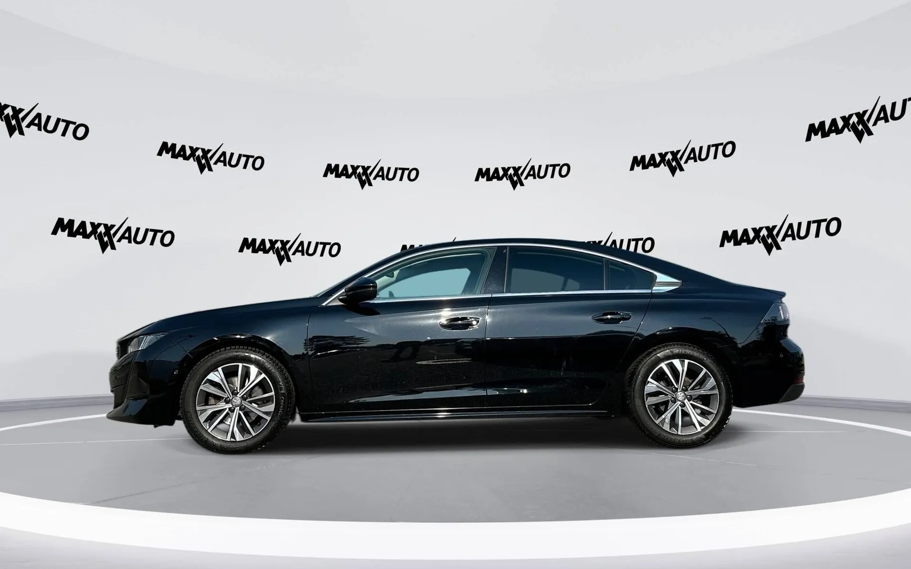 Notranja slika - Peugeot 508 - 1.2 PureTech 130 S S Allure Pack Avt. - 8