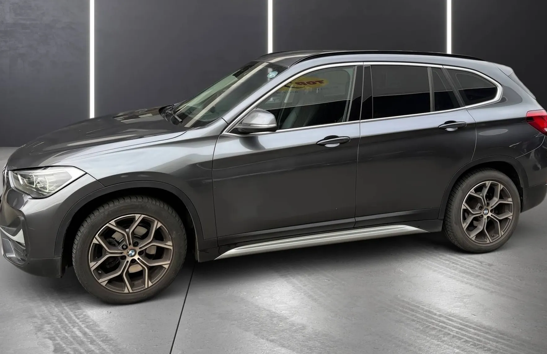 Zunanja slika - BMW X1 - serija : sDrive18i XLINE FULL LED PDC NAVI TEMPOMAT TOP - 3