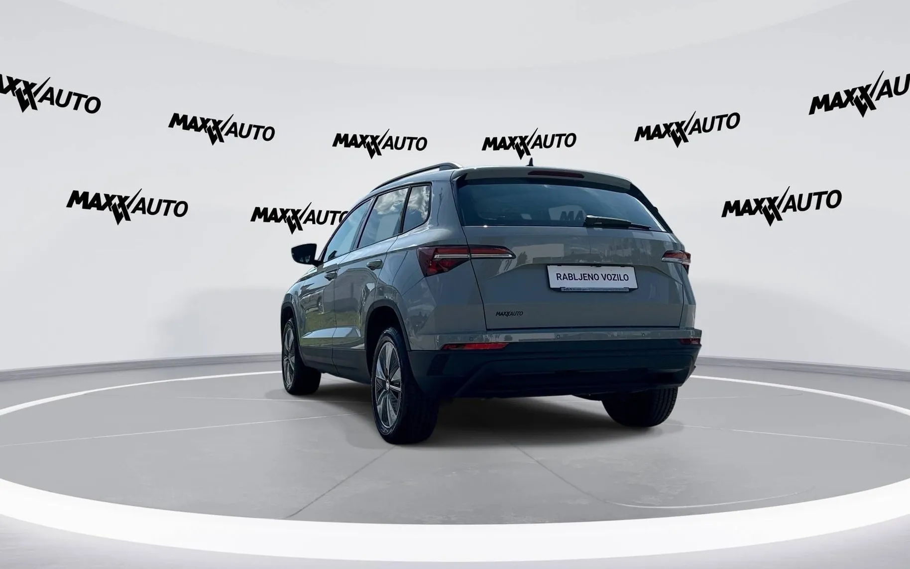 Notranja slika - Škoda Karoq - 1.5 TSI Ambition DSG - 7