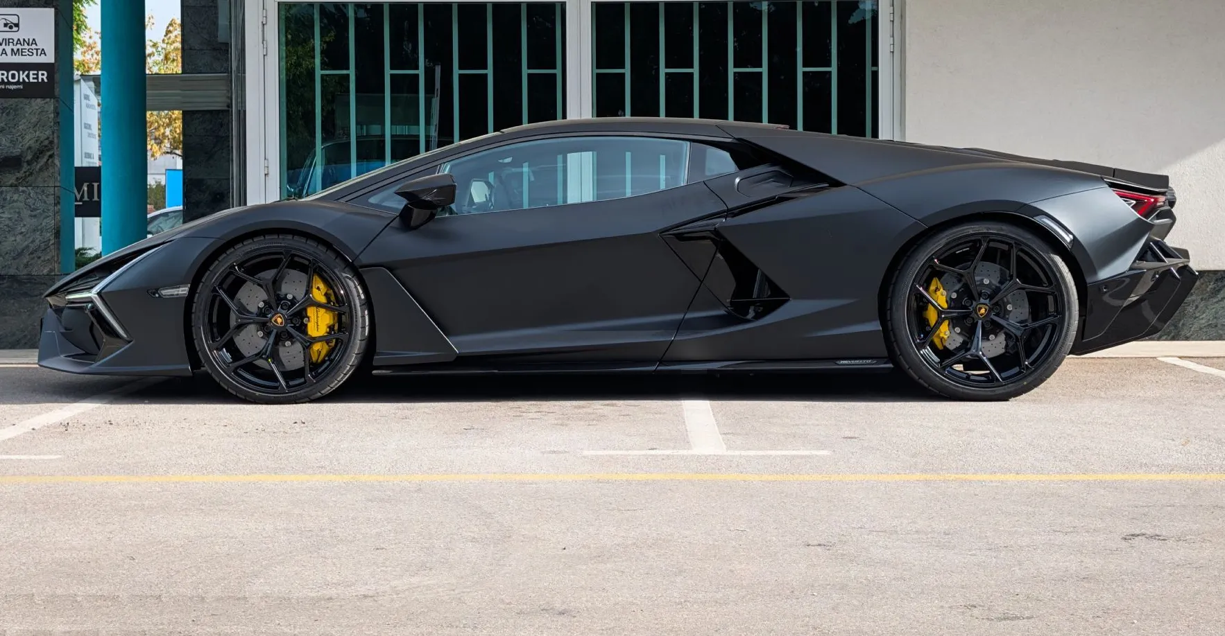 Zunanja slika - Lamborghini Revuelto - NERRO II - 8