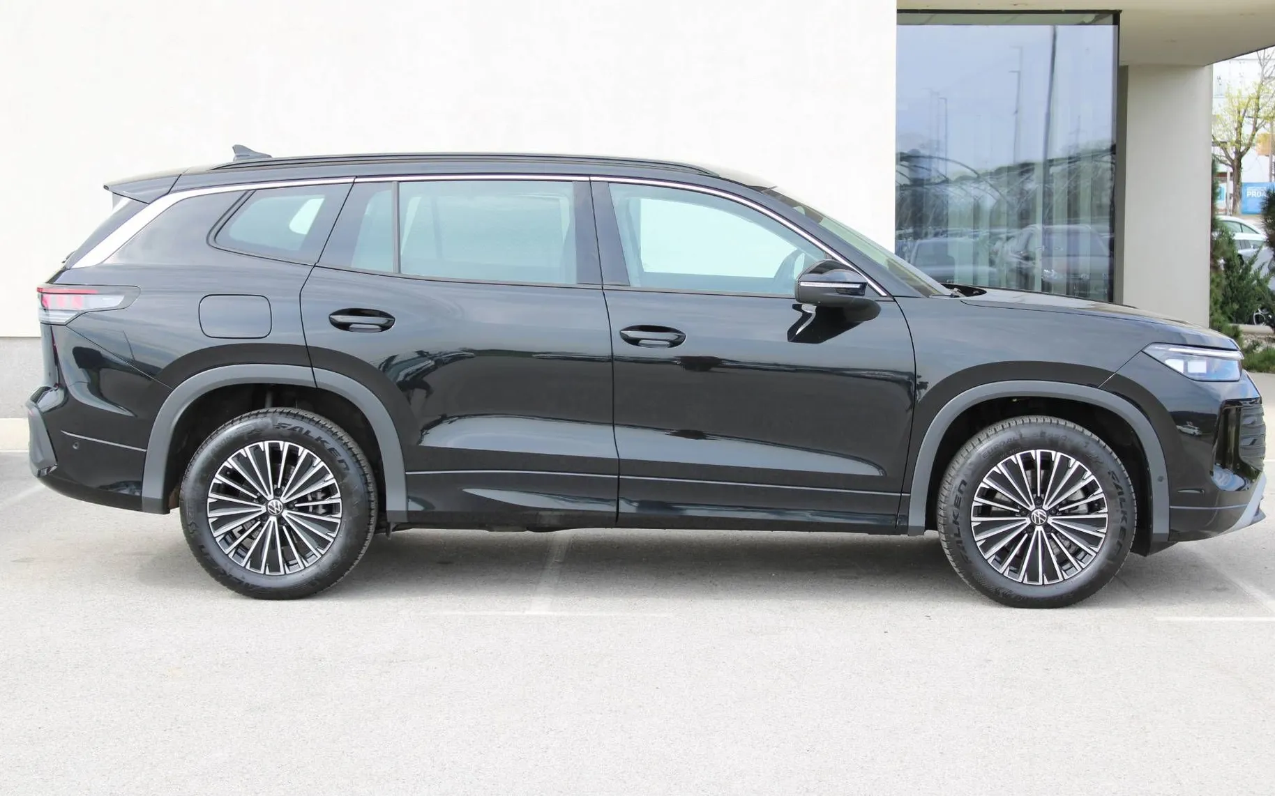 Zunanja slika - VW Tayron - 2.0TDI 4MOTION 142kW 7SED IQ MATRIX KAM360 KLJUKA - 9