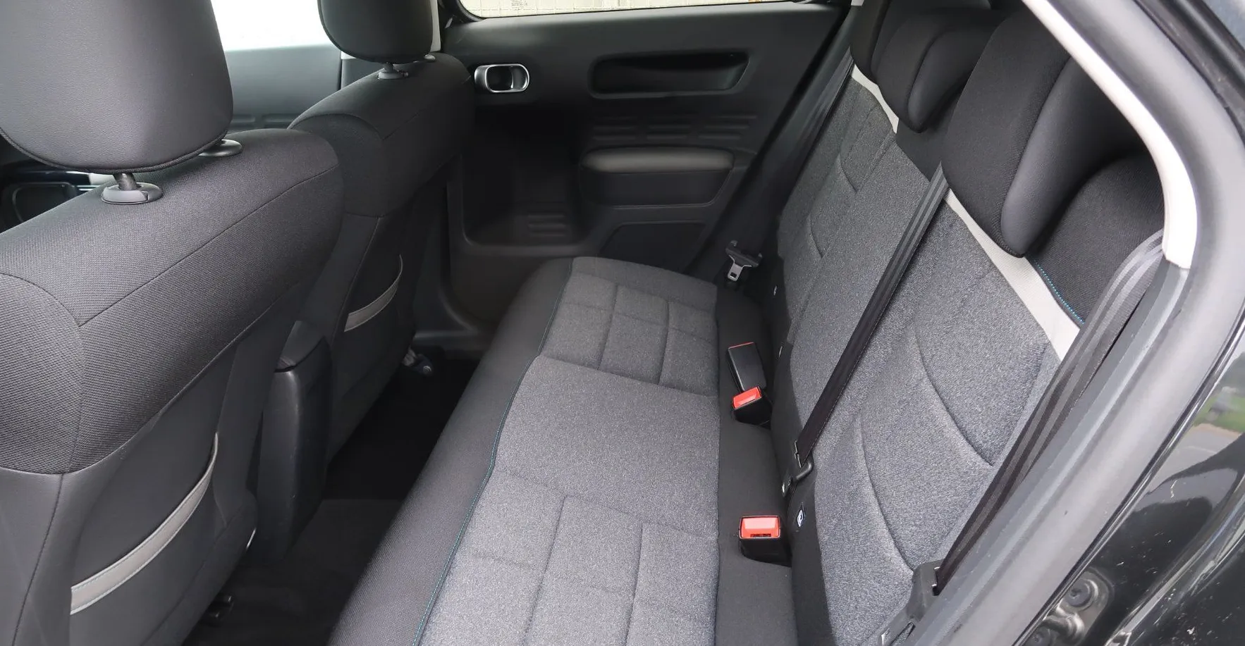 Zunanja slika - Citroën C4 Cactus - 1.2 PureTech 110 Shine Avt._ALU_NAVI_PDC_KAMERA - 14