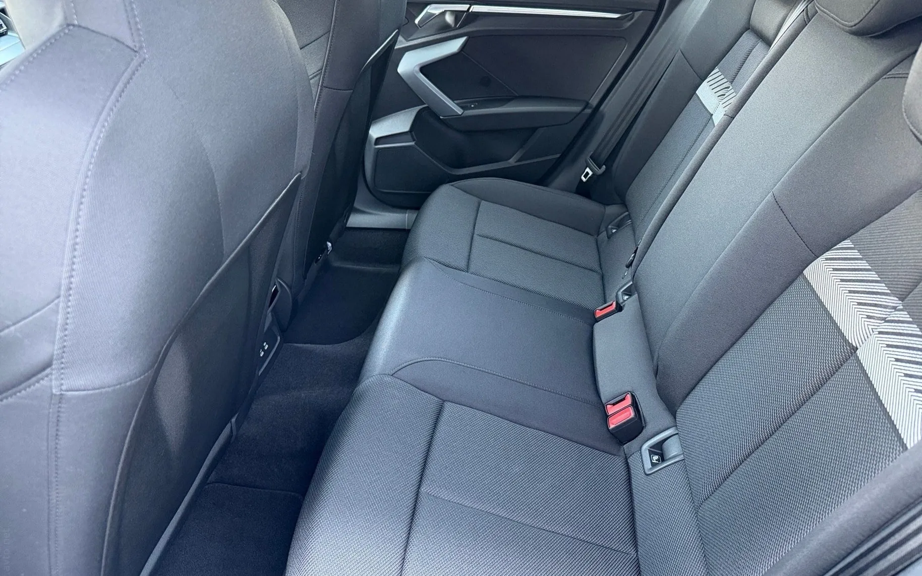 Notranja slika - Audi A3 - allstreet 35 TFSI S tronic - 11