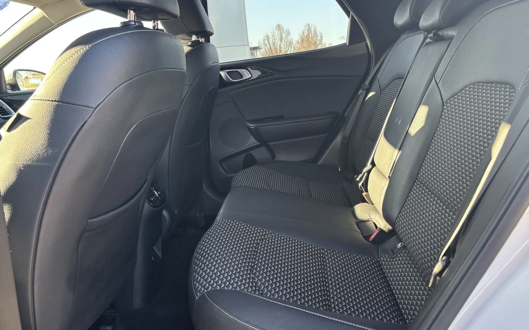 Zunanja slika - KIA XCeed - 1.6 T-GDi EX WAY ISG.7DCT 110.3 kW - 8