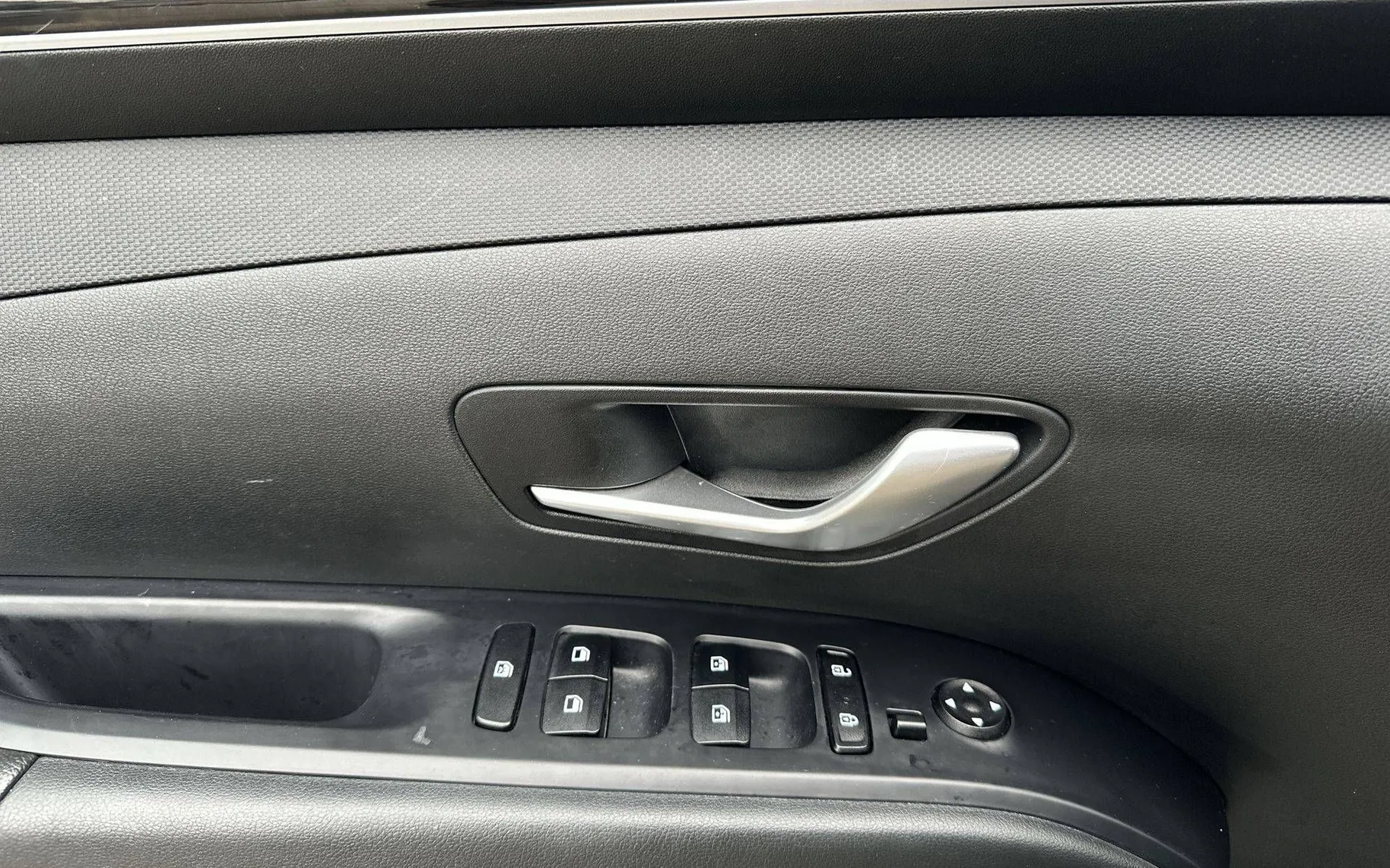 Notranja slika - Hyundai Tucson - 1.6 T GDI Trend... - 13
