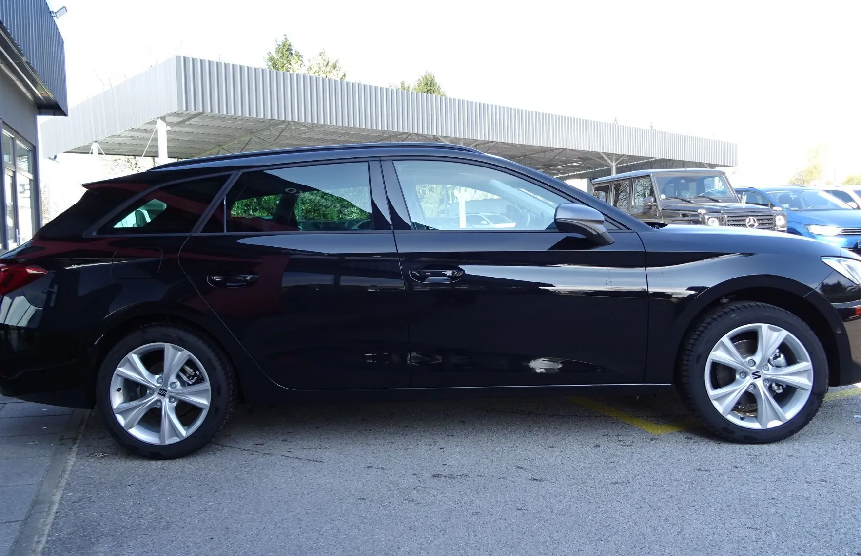 Zunanja slika - Seat Leon - 1.5 eTSI 150KM DSG FR ST- VLEČNA KLJUKA- - 3