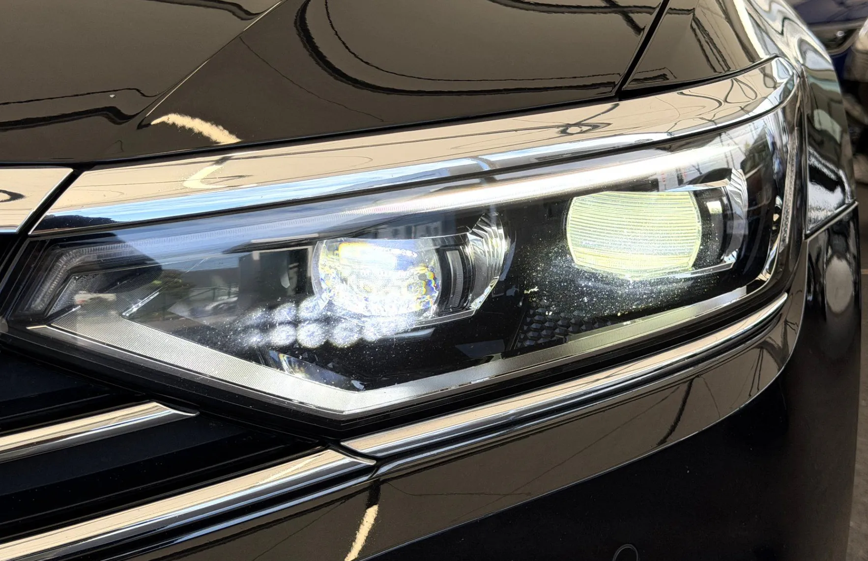Zunanja slika - Volkswagen Passat - Variant 2.0 TDI Business DSG-MATRIX LED-EL PRTLJAŽNIK - 2