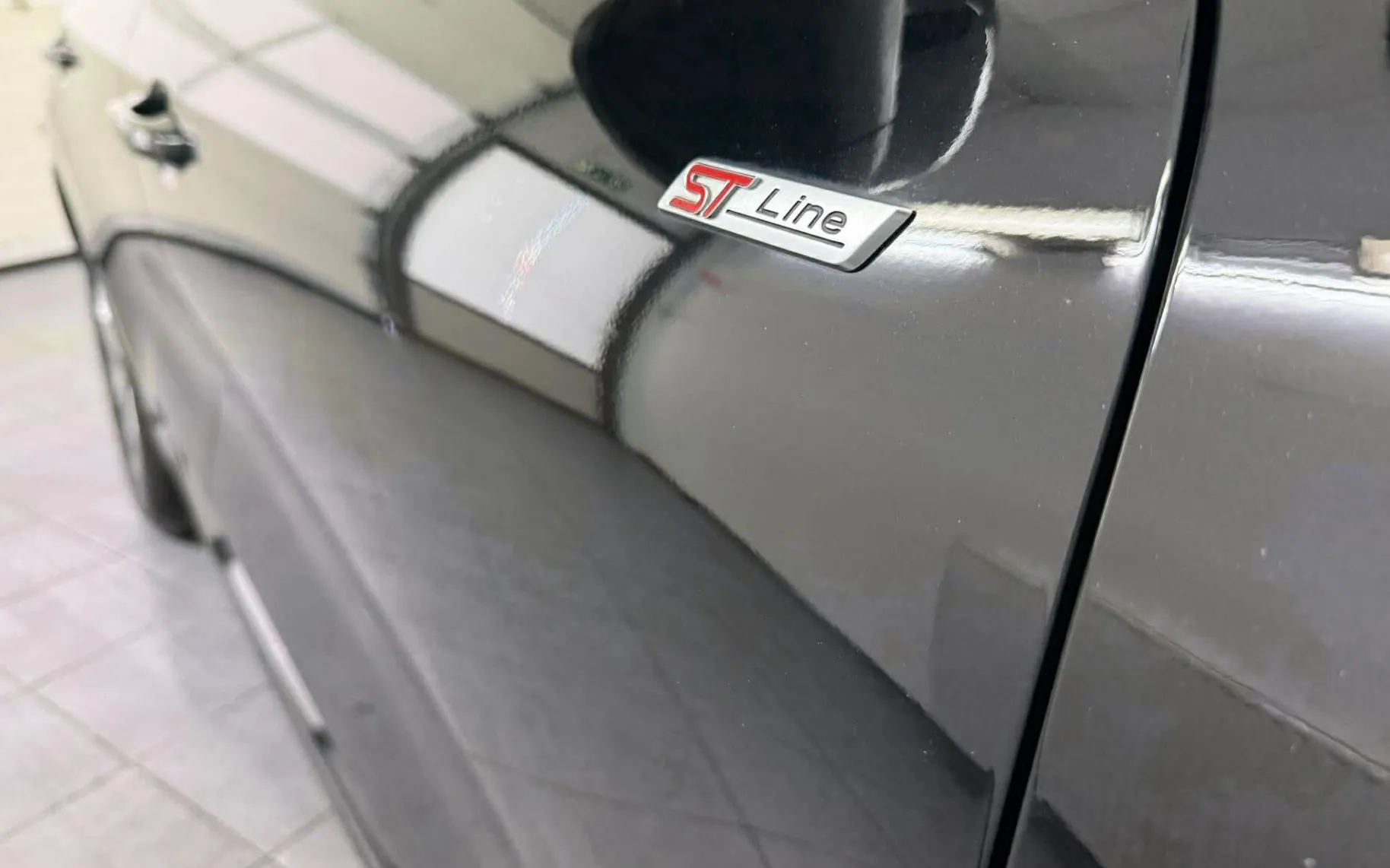 Notranja slika - Ford Kuga - 2.5 Duratec PHEV ST-Line X.NEMŠKI+4ALU.ACC.KAMERA - 11
