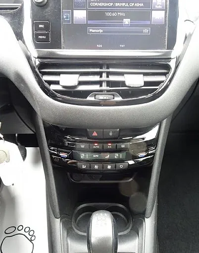 Zunanja slika - Peugeot 208 - 1.6 BlueHDi - ODLIČEN - FINANCIRANJE BREZ POLOGA - 7