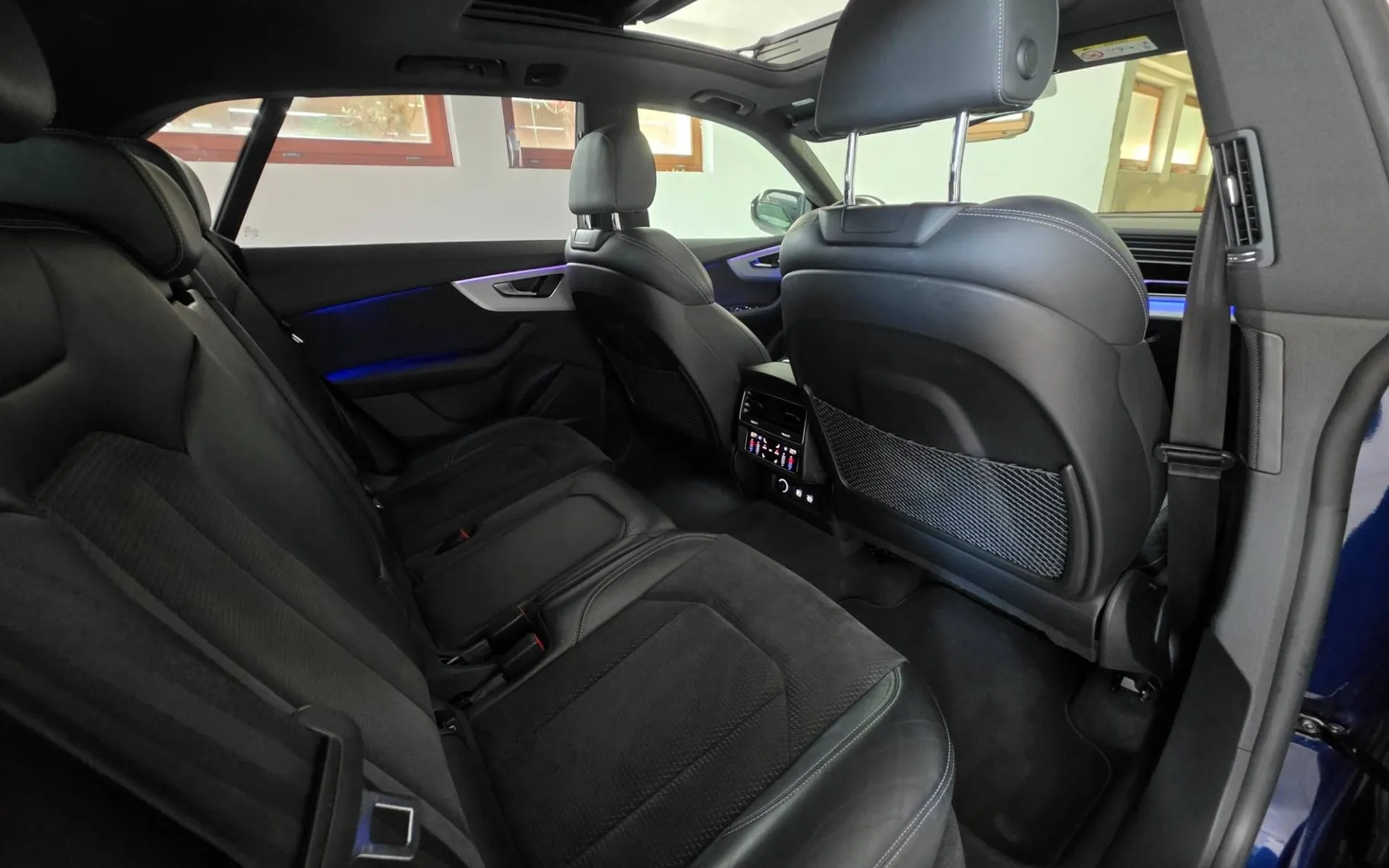 Notranja slika - Audi Q8 - quattro 50 TDI |S-LINE|MATRIX|PANO|ZRAK|KLJUKA|TOP - 11