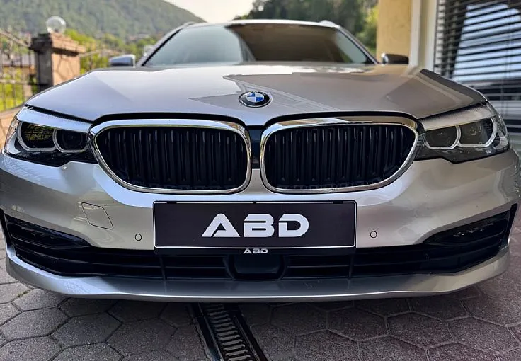 Zunanja slika - BMW Serija 5 - Touring: 530d Xdrive individual Led radar memory kamera - 2