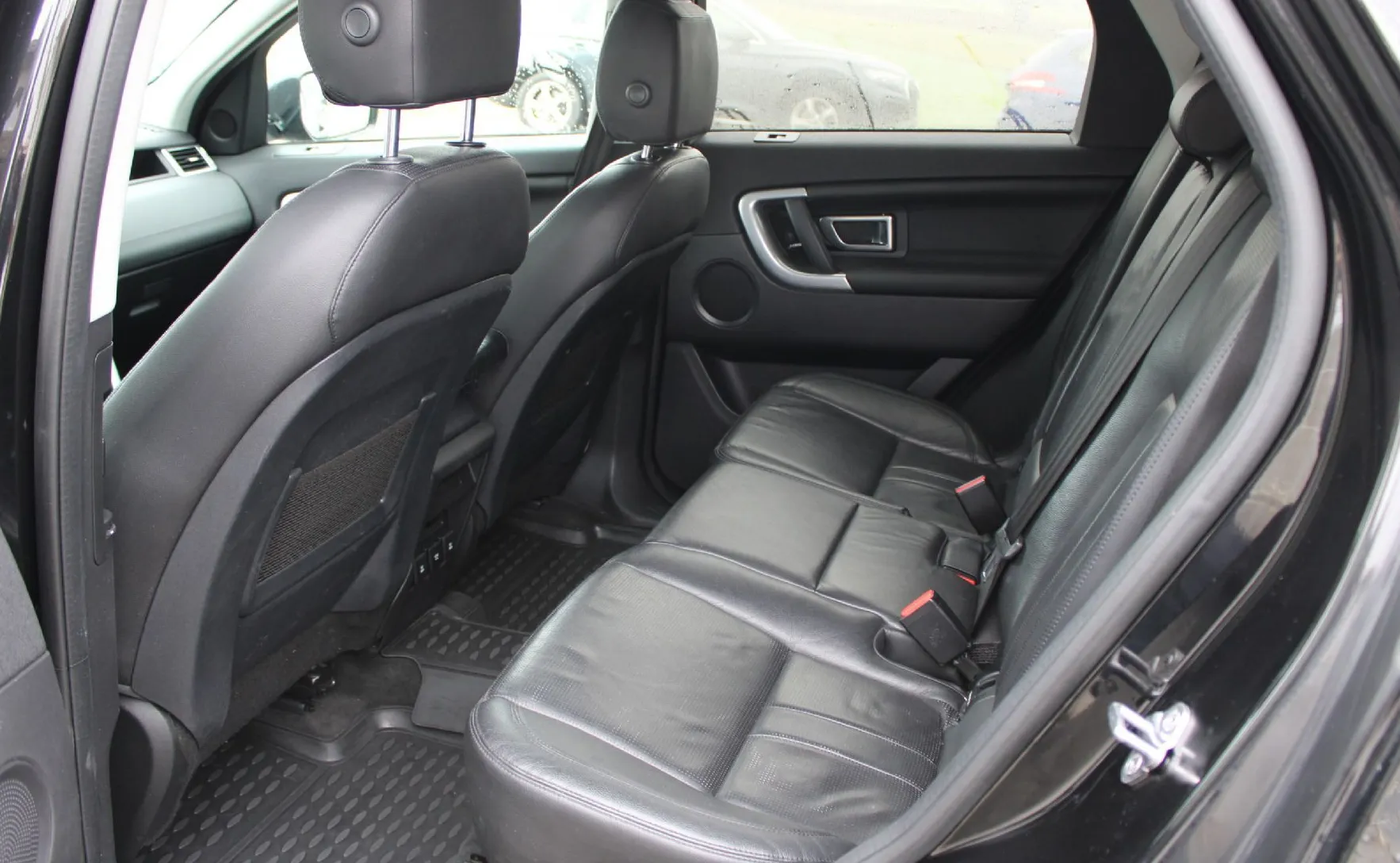 Zunanja slika - Land Rover Discovery Sport - HSE TD4 AUT. 180 KM 4WD USNJE LED ALU NAVI KAMERA - 12