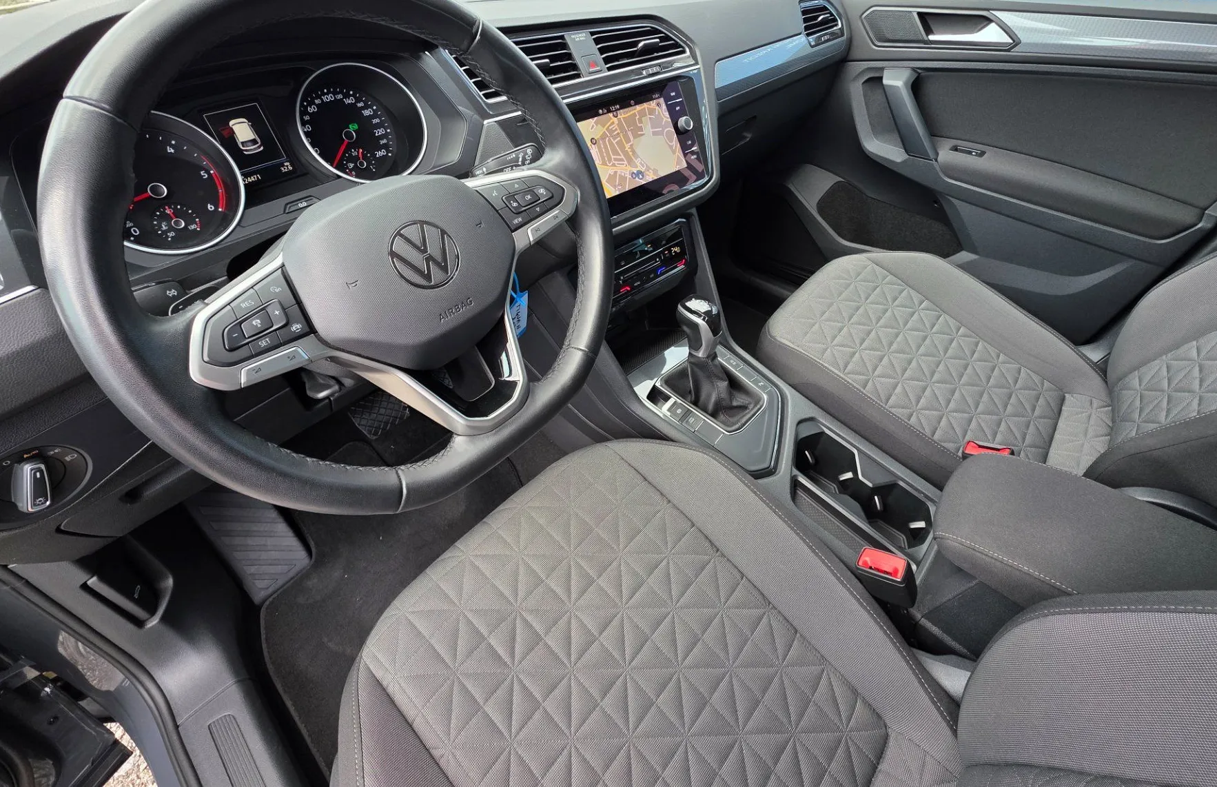 Zunanja slika - Volkswagen Tiguan - 2.0 TDI BMT Life DSG-vse asistence - 8