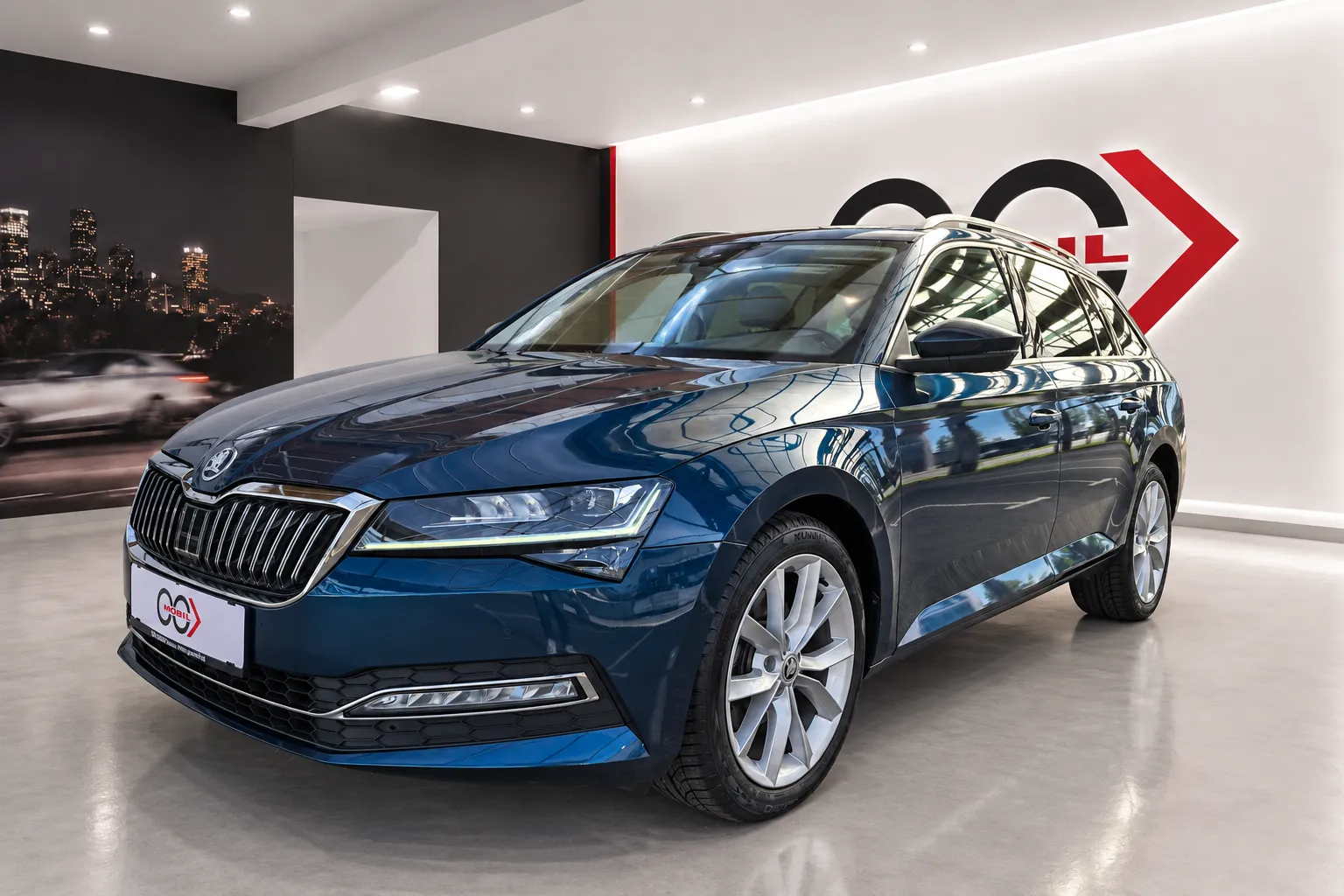 Zunanja slika - Škoda Superb - Combi 2.0 TDI Style DSG-Matrix.360kam.usnje+memory - 1