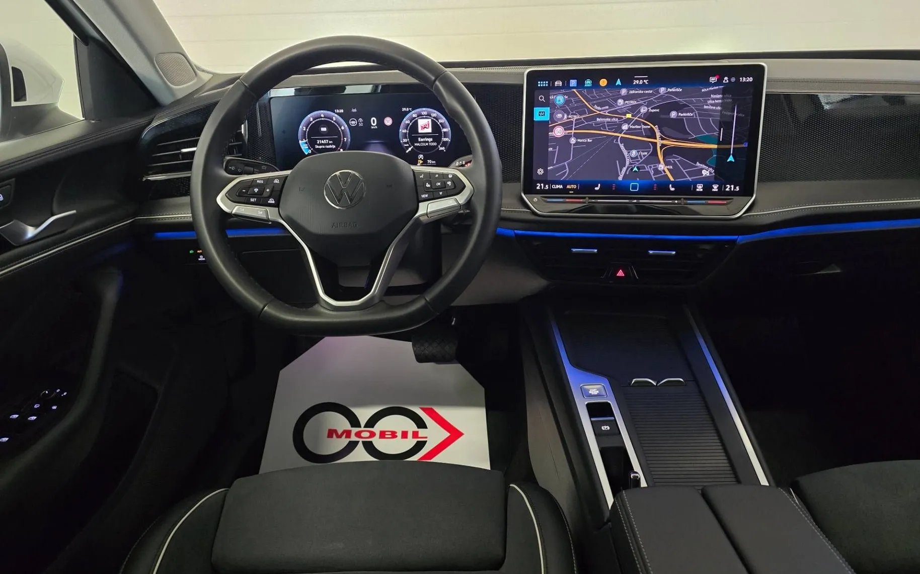 Notranja slika - Volkswagen Passat Variant - 1.5 eTSI Business DSG- LED.360kam.memory.asistence - 11