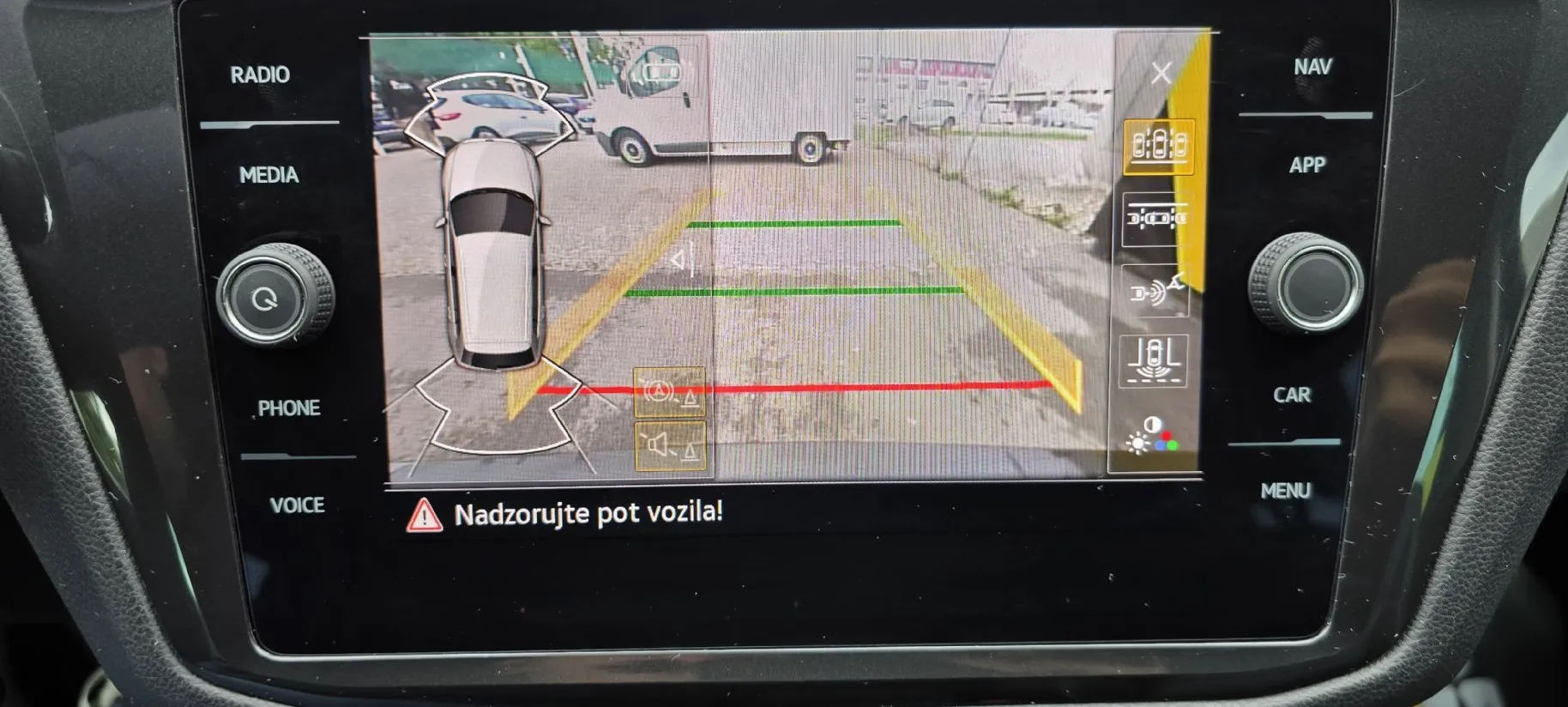 Zunanja slika - Volkswagen Tiguan - 2.0 TDI DSG HIGHLINE-VIRTUAL-MATRIX-CAMERA-NEMŠKI - 19