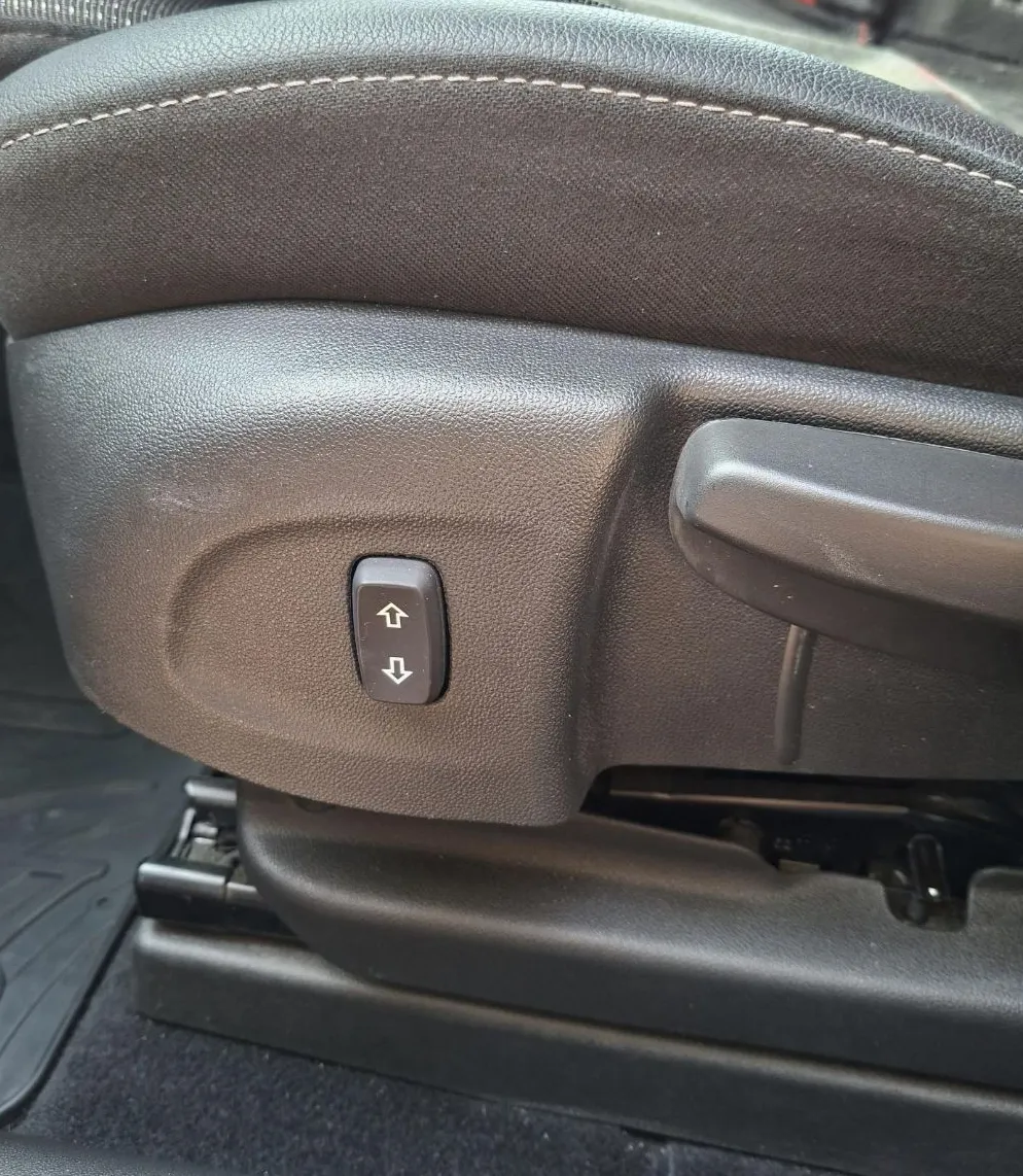 Zunanja slika - Opel Crossland - 1.2 TURBO 81KW.KAMERA.SAMO 50000KM.SLOVENSKI+4GUME - 2