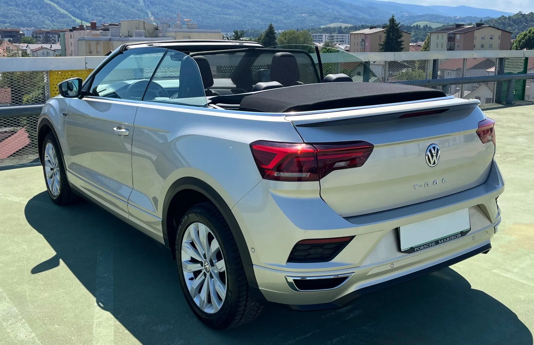 Zunanja slika - VW T-Roc - Cabriolet 1.5 TSI R-Line DSG. LED. NAVI. VZR. KAM. 2X PDC - 6