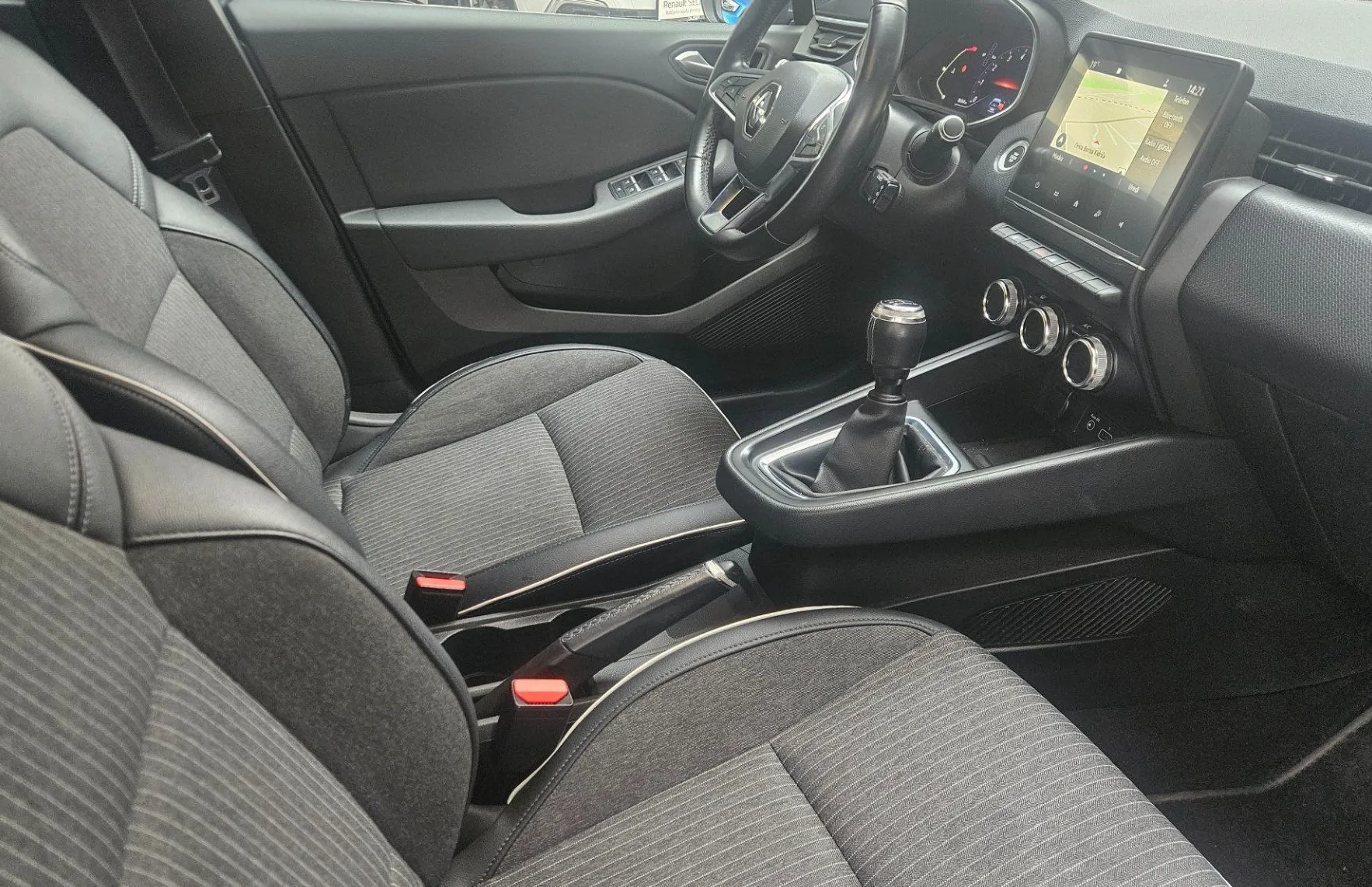 Zunanja slika - Renault Clio - SCe 75 Intens - 7