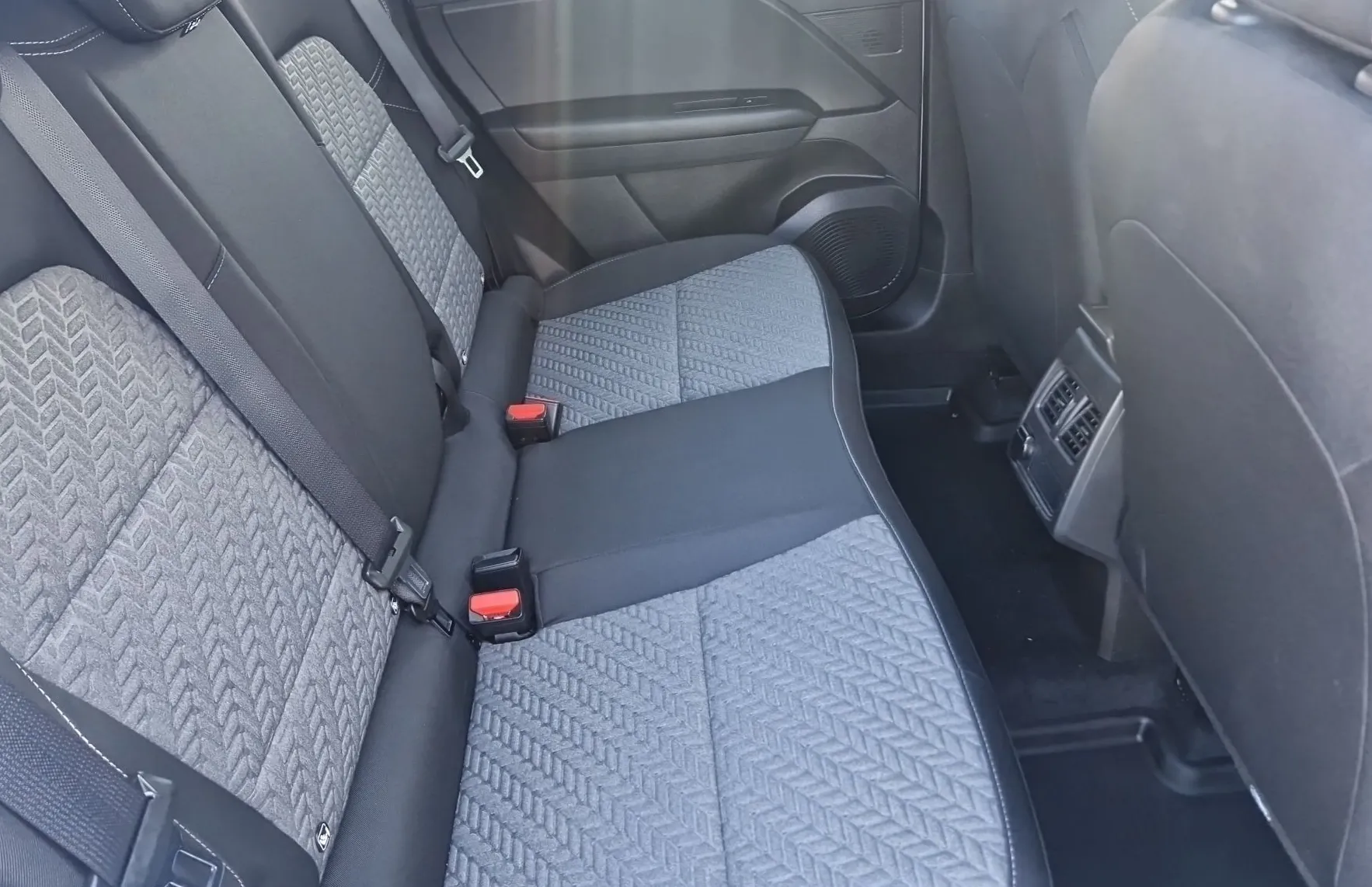Zunanja slika - Renault Captur - TCe 90 Limited - 16