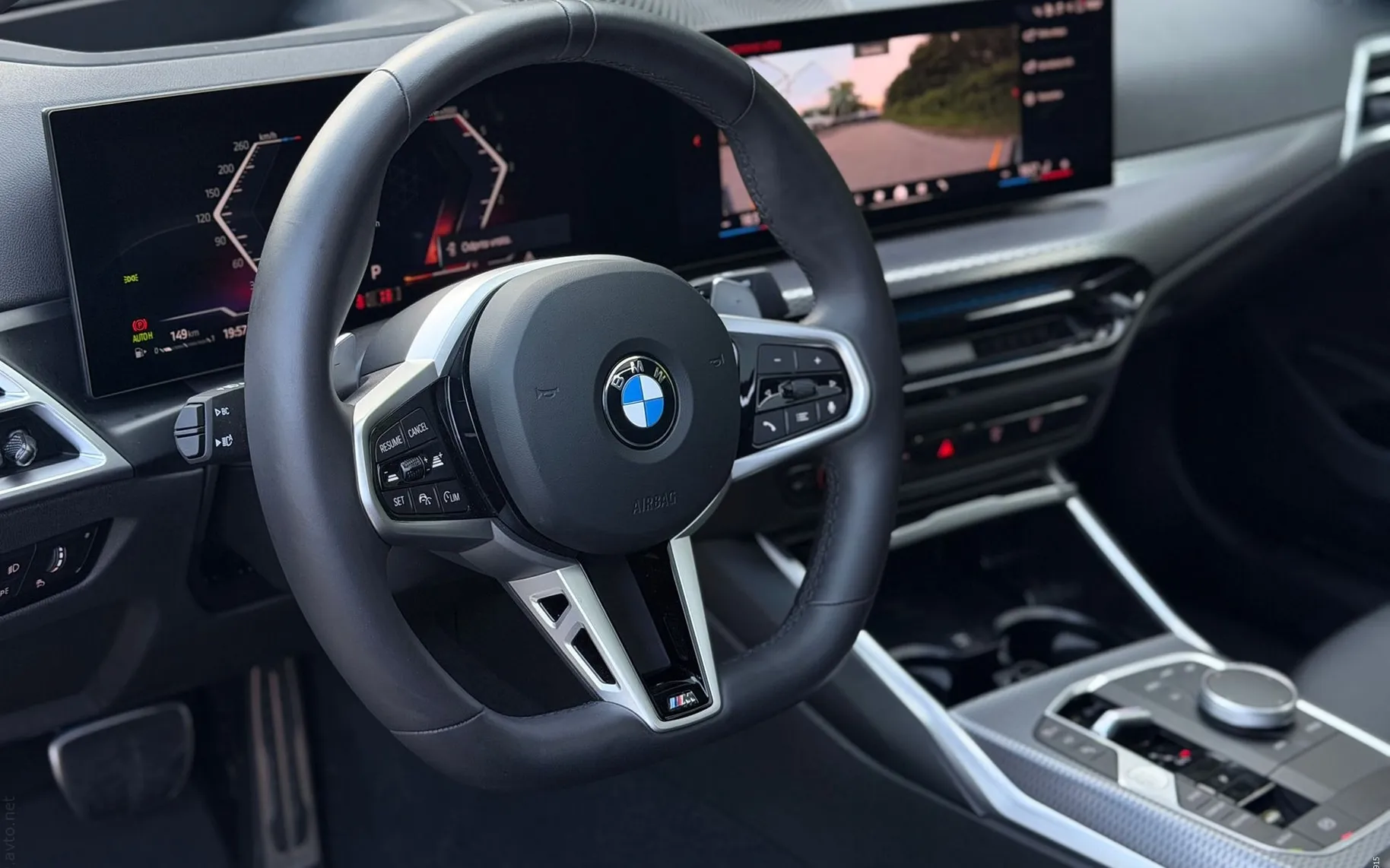 Notranja slika - BMW serija 3: - 330d xDrive M-SPORT|Pano|ACC|360kam|HeadUp|Keyless - 8